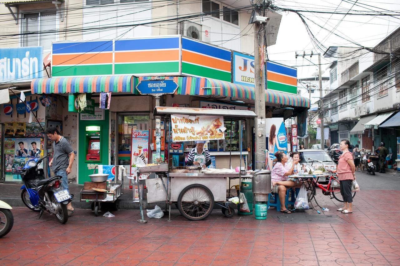 Dilokchan Hostel Female Only Bangkok Luaran gambar